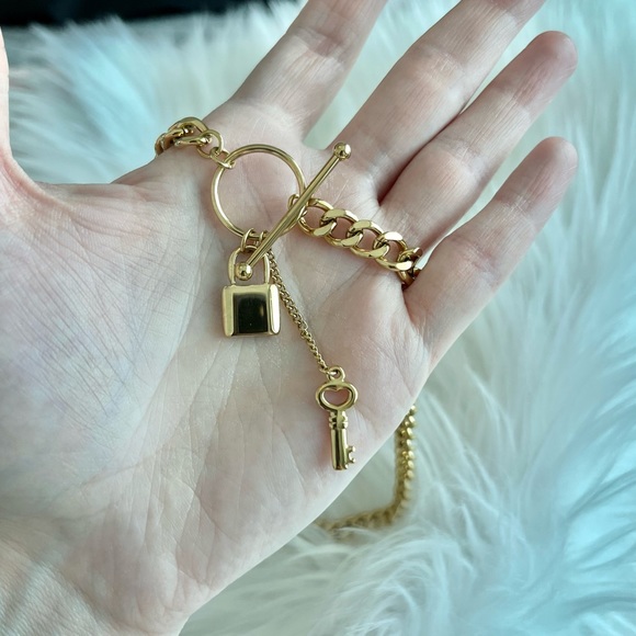 14k Gold Stainless Steel Toggle Lock and Key Pendant Necklace - Picture 3 of 10